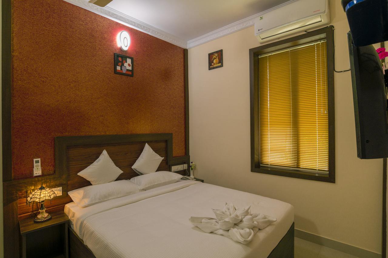 Blue Bell Cochin Airport Hotel Nedumbassery Ngoại thất bức ảnh