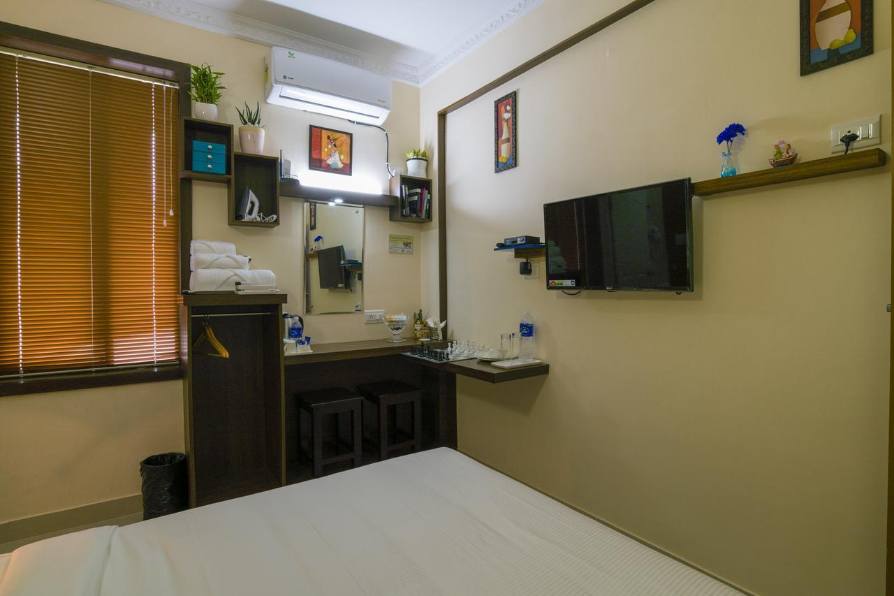 Blue Bell Cochin Airport Hotel Nedumbassery Ngoại thất bức ảnh