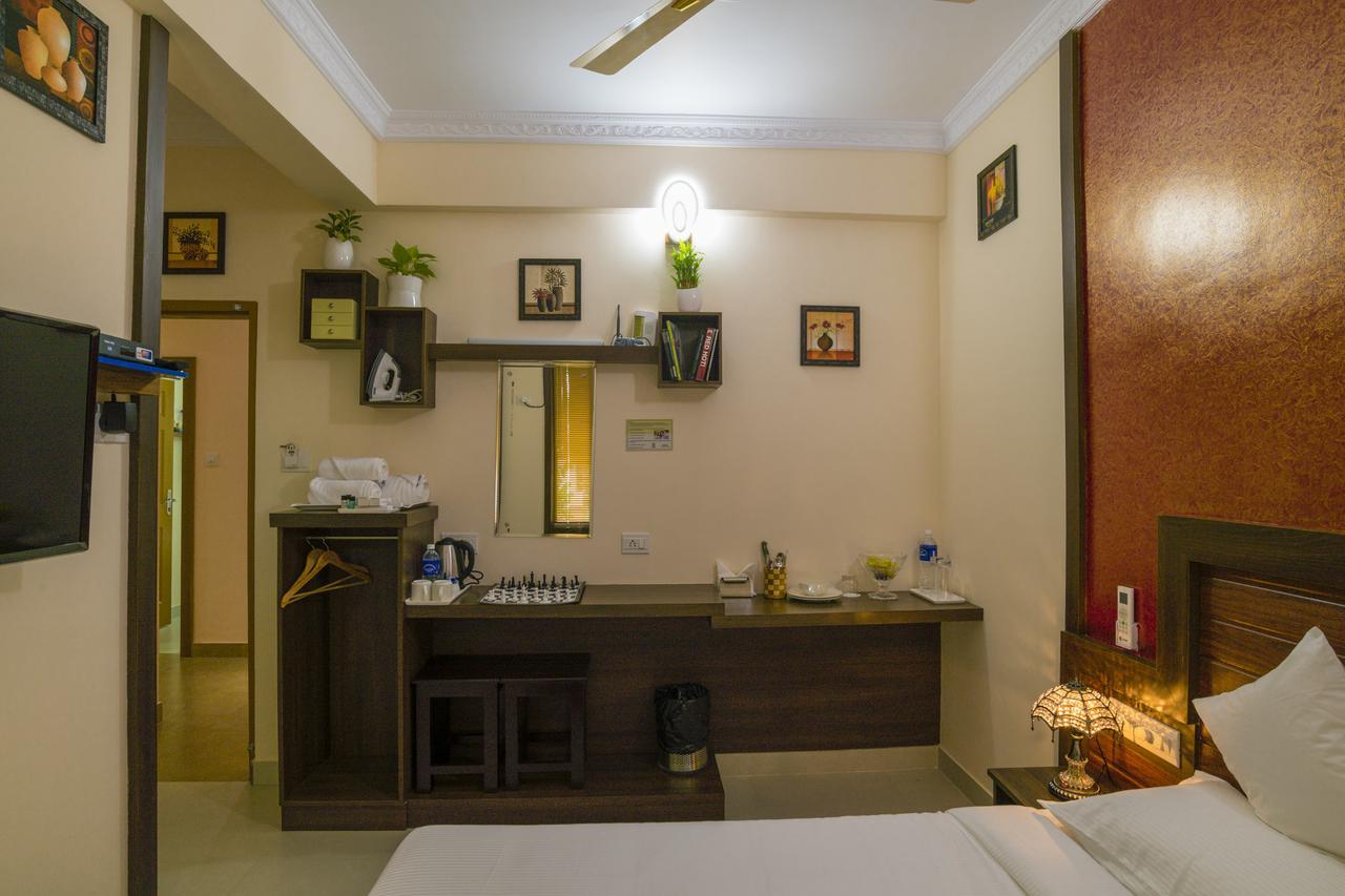 Blue Bell Cochin Airport Hotel Nedumbassery Ngoại thất bức ảnh