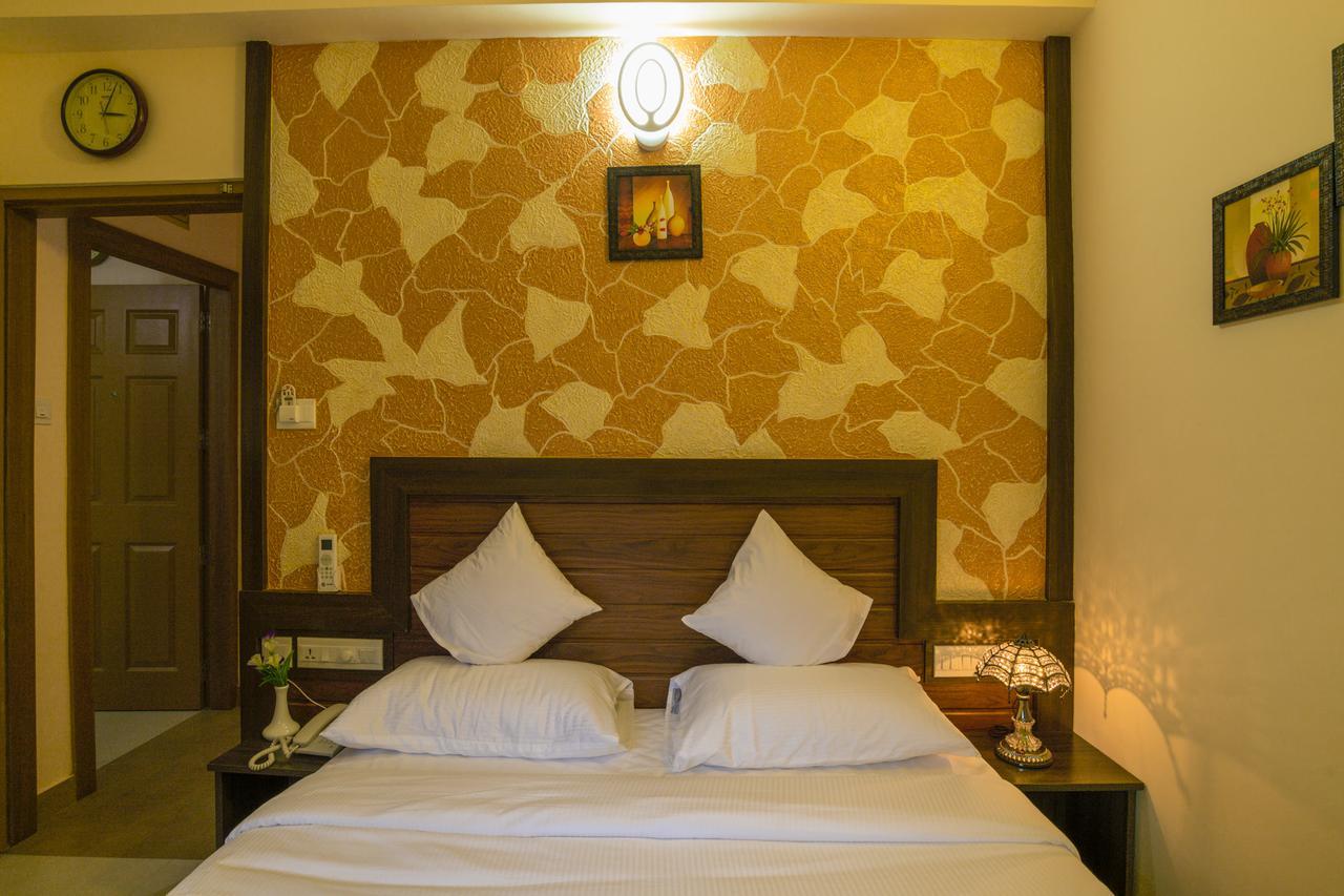 Blue Bell Cochin Airport Hotel Nedumbassery Ngoại thất bức ảnh