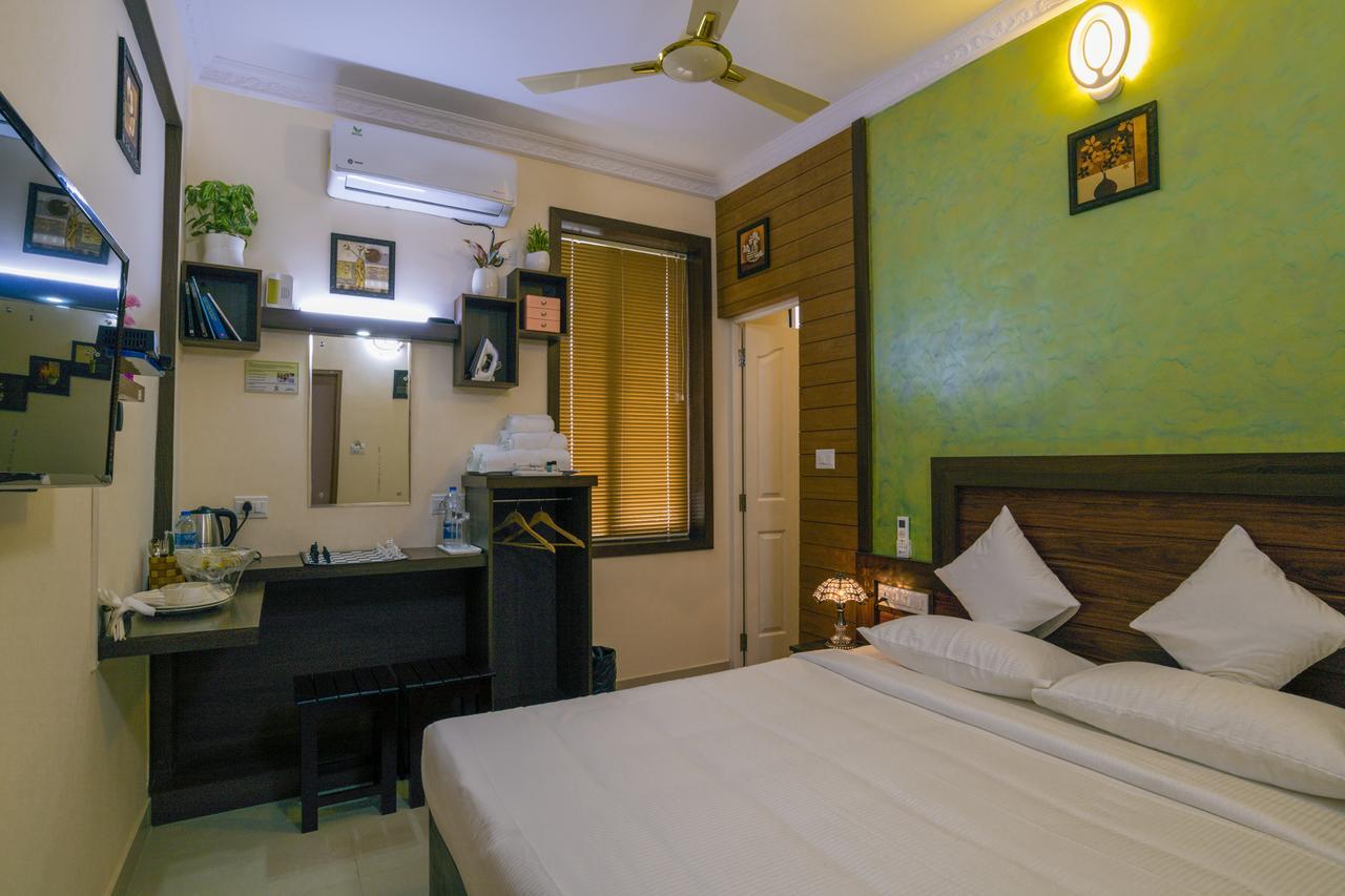 Blue Bell Cochin Airport Hotel Nedumbassery Ngoại thất bức ảnh