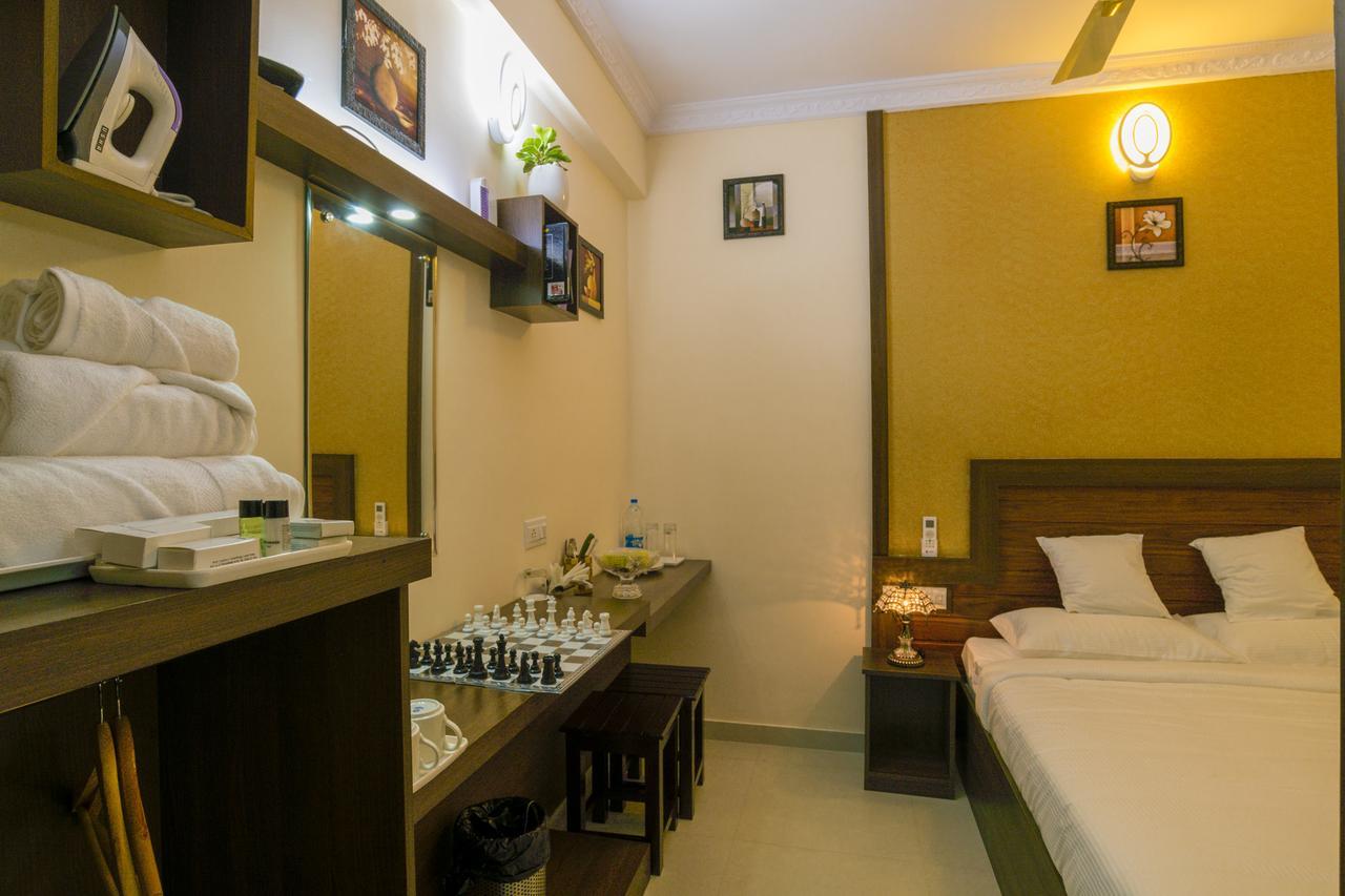 Blue Bell Cochin Airport Hotel Nedumbassery Ngoại thất bức ảnh