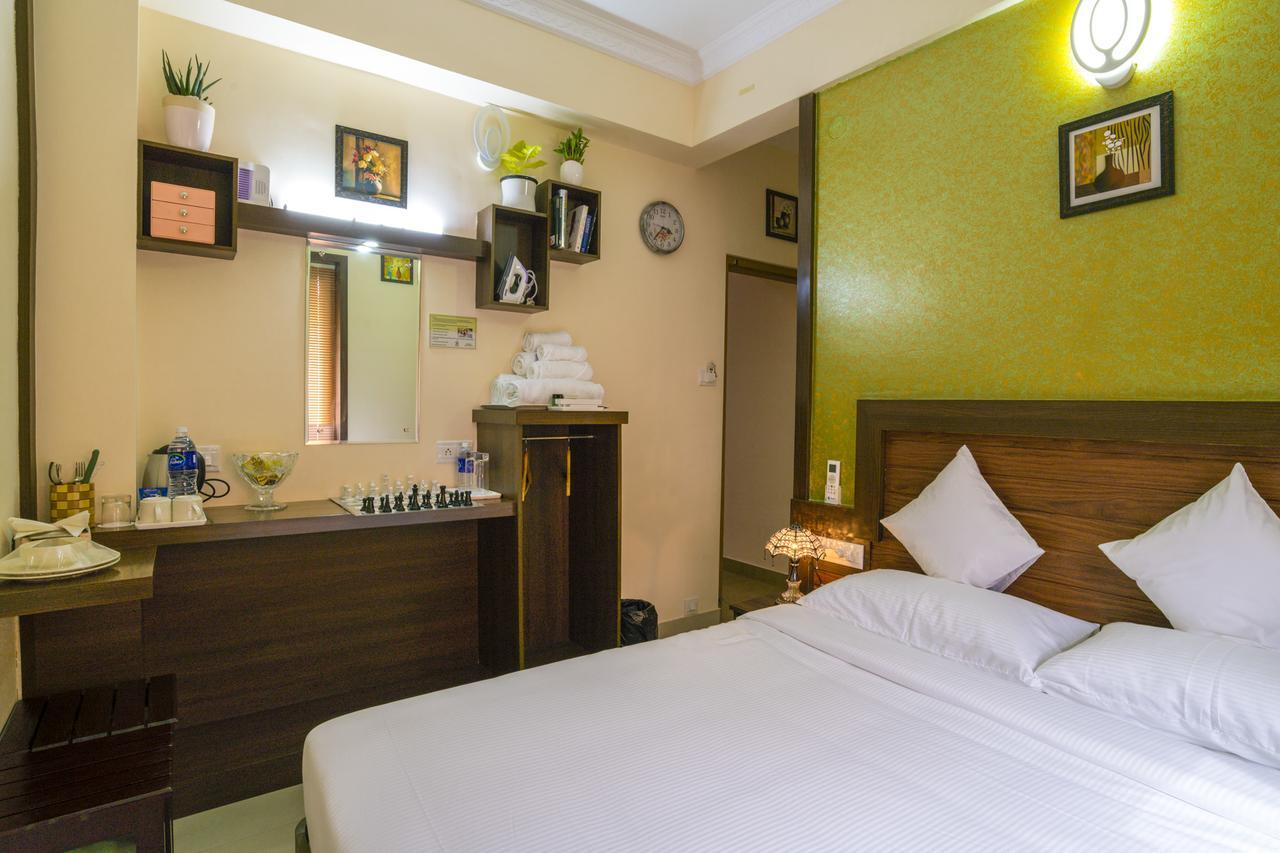 Blue Bell Cochin Airport Hotel Nedumbassery Ngoại thất bức ảnh